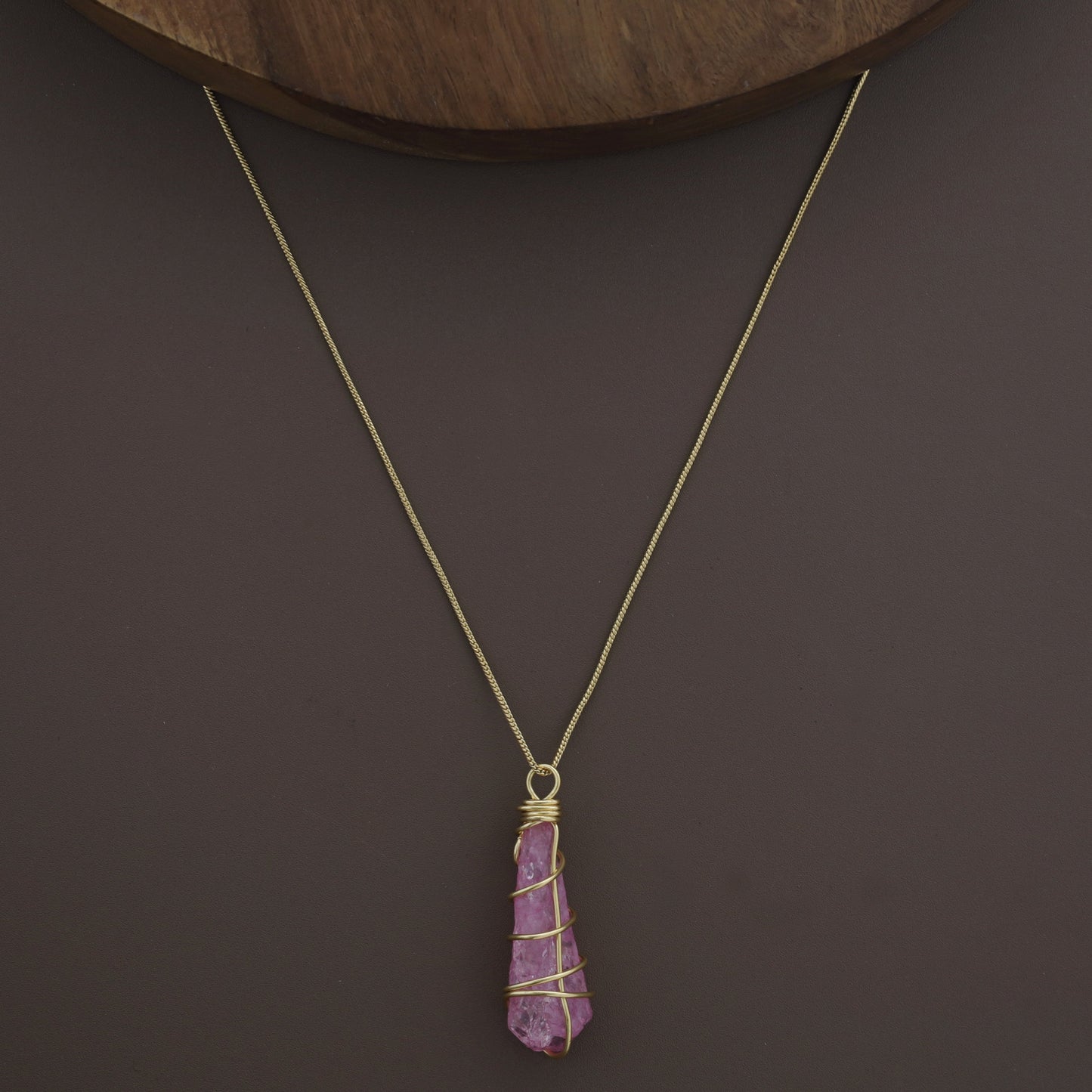 Binded Dyed Stone Neckpiece